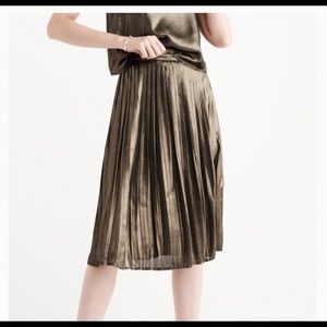 Metallic gold skirt